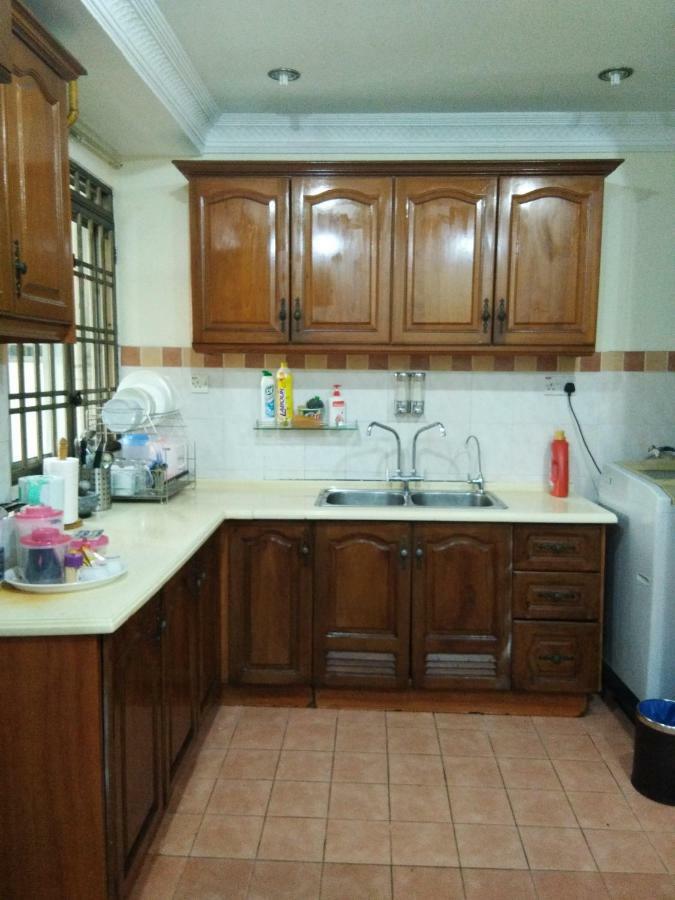 Ainis Guest House In Vista Amani Condominium Kuala Lumpur Kültér fotó