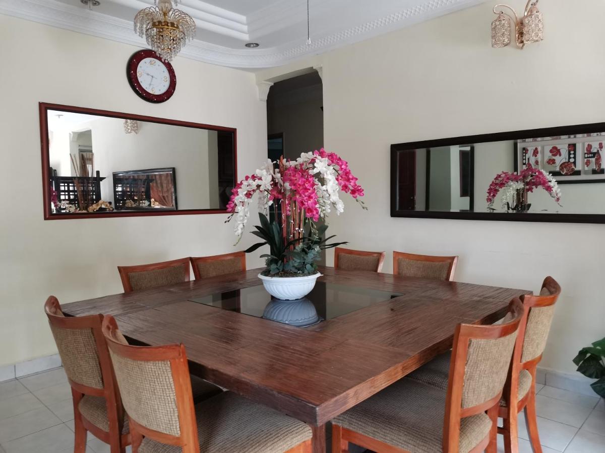 Ainis Guest House In Vista Amani Condominium Kuala Lumpur Kültér fotó