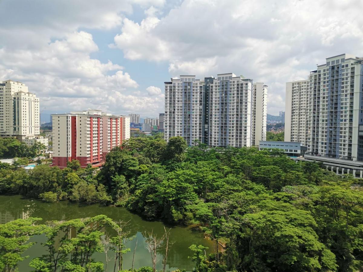 Ainis Guest House In Vista Amani Condominium Kuala Lumpur Kültér fotó