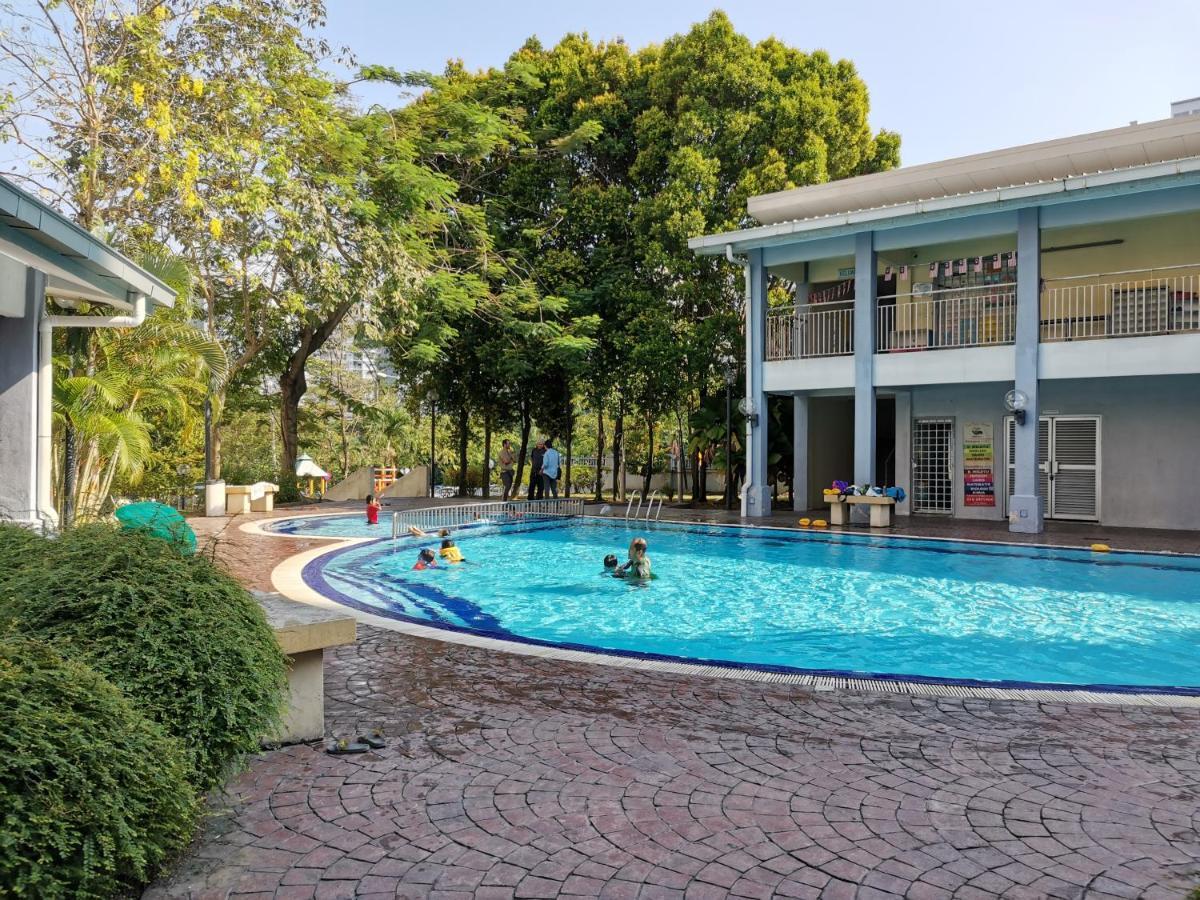 Ainis Guest House In Vista Amani Condominium Kuala Lumpur Kültér fotó